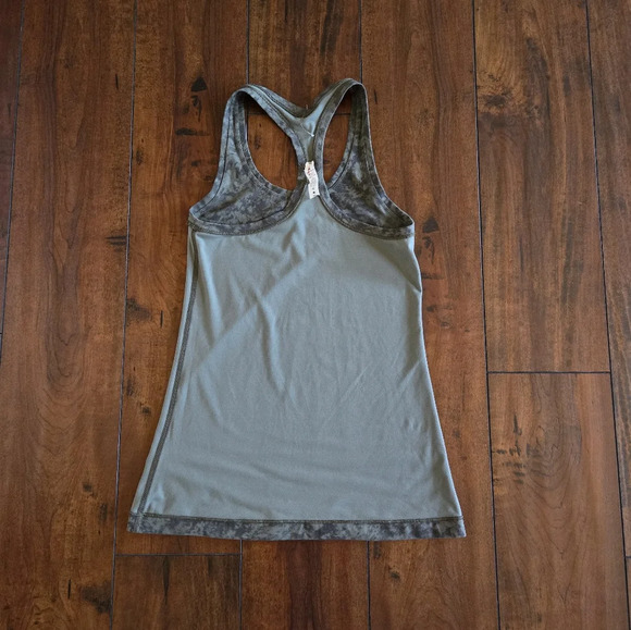Lululemon Cool Racerback II Nulu Radial Tie Dye Graphite Green Tank Top Size 6 - Picture 8 of 9